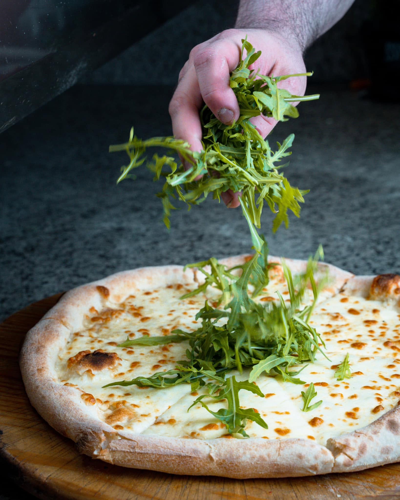 Preparazione della pizza, fotografia dalla pagina ufficiale Pizzaland